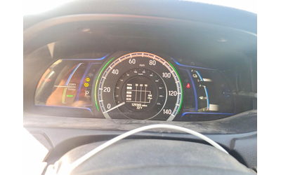 Honda Accord 2.0L 4 Front-wheel Drive - автомобили, коли, обяви за нови и употребявани 8
