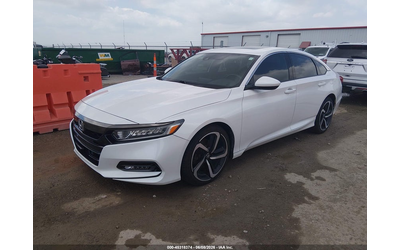 honda-accord-2-0l-i-4-di-dohc-vvt-turbo-252hp-front-wheel-drive - 1
