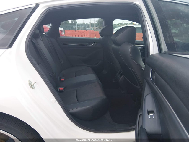 Honda Accord 2.0L I-4 DI, DOHC, VVT, TURBO, 252HP Front Wheel Drive - автомобили, коли, обяви за нови и употребявани 7