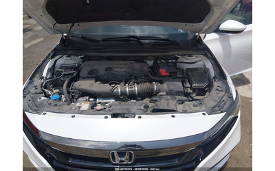 Honda Accord 2.0L I-4 DI, DOHC, VVT, TURBO, 252HP Front Wheel Drive - автомобили, коли, обяви за нови и употребявани 9