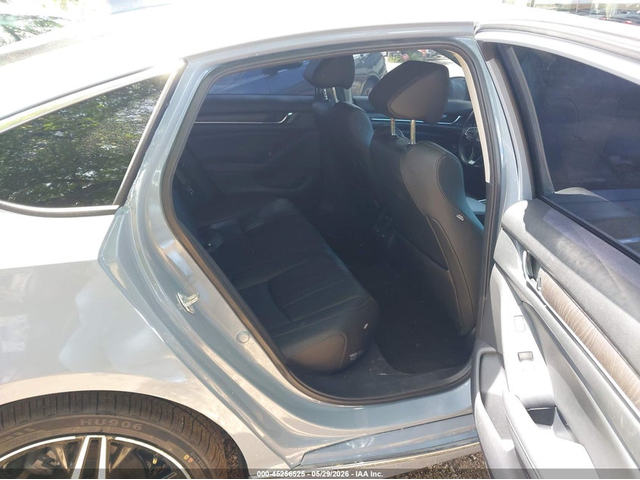 Honda Accord 2.0L I-4 DOHC, VVT, 143HP Front Wheel Drive - автомобили, коли, обяви за нови и употребявани 7