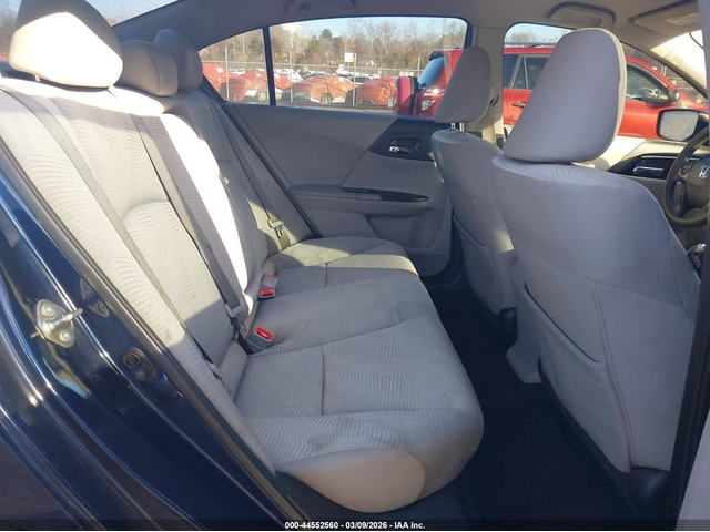 Honda Accord 2.4L I-4 DI, DOHC, VVT, 185HP Front Wheel Drive - автомобили, коли, обяви за нови и употребявани 7
