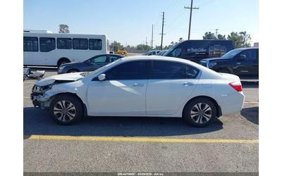 Honda Accord 2.4L I-4 DI, DOHC, VVT, 185HP Front Wheel Drive - автомобили, коли, обяви за нови и употребявани 14