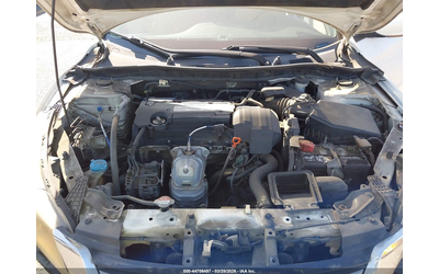 Honda Accord 2.4L I-4 DI, DOHC, VVT, 185HP Front Wheel Drive - автомобили, коли, обяви за нови и употребявани 9