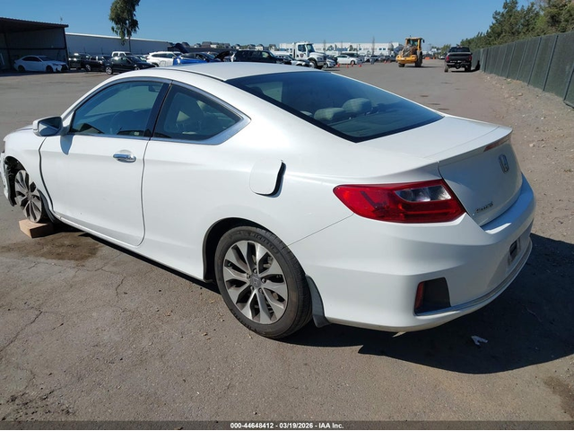 Honda Accord 2.4L I-4 DI, DOHC, VVT, 185HP Front Wheel Drive - автомобили, коли, обяви за нови и употребявани 2