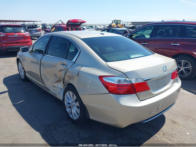 Honda Accord 2.4L I-4 DI, DOHC, VVT, 185HP Front Wheel Drive - автомобили, коли, обяви за нови и употребявани 2
