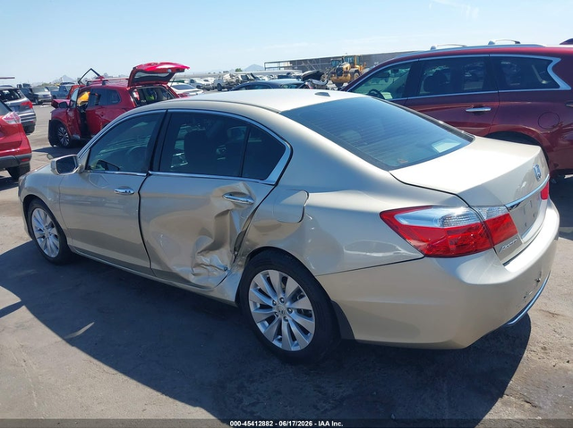 Honda Accord 2.4L I-4 DI, DOHC, VVT, 185HP Front Wheel Drive - автомобили, коли, обяви за нови и употребявани 5