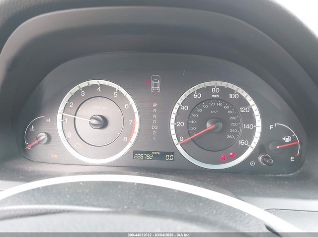 Honda Accord 2.4L I-4 DOHC, VVT, 177HP Front Wheel Drive - автомобили, коли, обяви за нови и употребявани 6