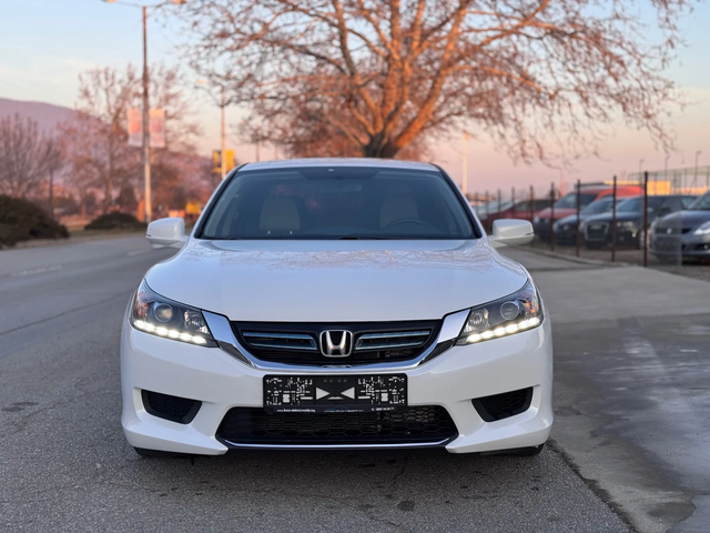 Honda Accord 2.0i Hybrid - автомобили, коли, обяви за нови и употребявани 7