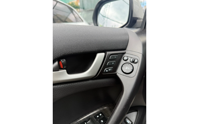 Honda Accord 2.0i * * ПЪЛНА СЕРВИЗНА ИСТОРИЯ* * - автомобили, коли, обяви за нови и употребявани 14