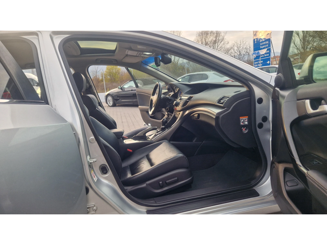 Honda Accord ЛИЗИНГ - автомобили, коли, обяви за нови и употребявани 10