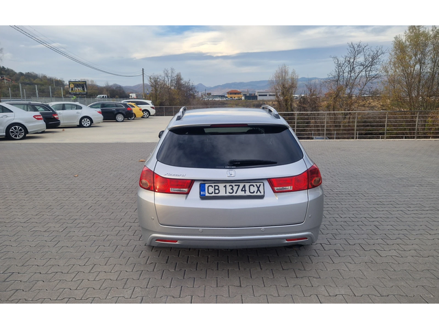 Honda Accord ЛИЗИНГ - автомобили, коли, обяви за нови и употребявани 3