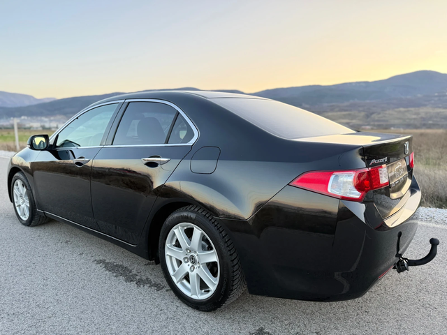 Honda Accord 2.0 i-VTEC 155к.с CLIMATRONIC / PODGREV - автомобили, коли, обяви за нови и употребявани 4