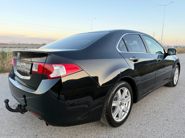 Honda Accord 2.0 i-VTEC 155к.с CLIMATRONIC / PODGREV - автомобили, коли, обяви за нови и употребявани 6