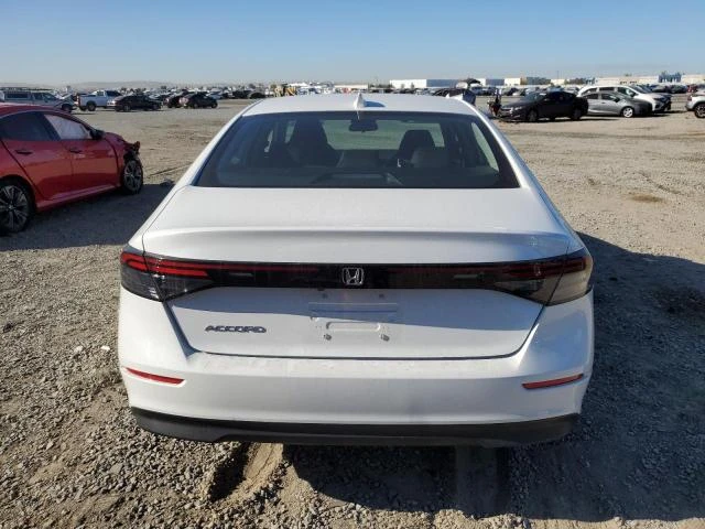 Honda Accord LX - автомобили, коли, обяви за нови и употребявани 5