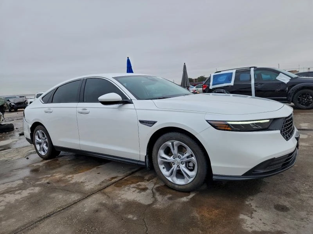 Honda Accord LX - автомобили, коли, обяви за нови и употребявани 1