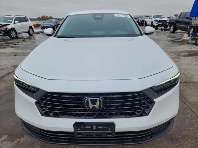 Honda Accord LX - автомобили, коли, обяви за нови и употребявани 2