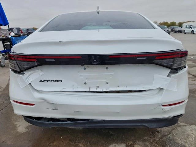 Honda Accord LX - автомобили, коли, обяви за нови и употребявани 3