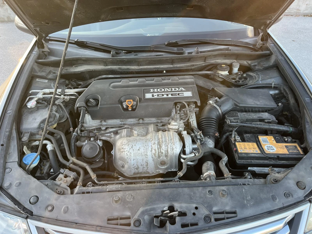 Honda Accord 2.2I-DTEC 150кс 6 СКОРОСТИ АВТОПИЛОТ КЛИМАТРОНИК - автомобили, коли, обяви за нови и употребявани 15