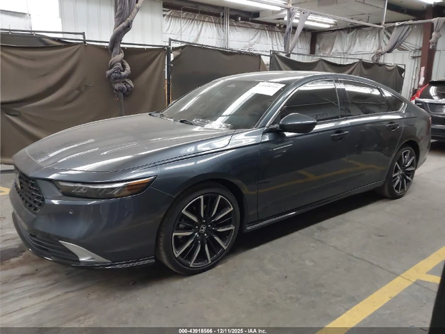 Honda Accord ОБДУХВАНЕ* ПОДГРЕВ* BOSE* ПАНО* КАМЕРА* 25хил.км - автомобили, коли, обяви за нови и употребявани 12