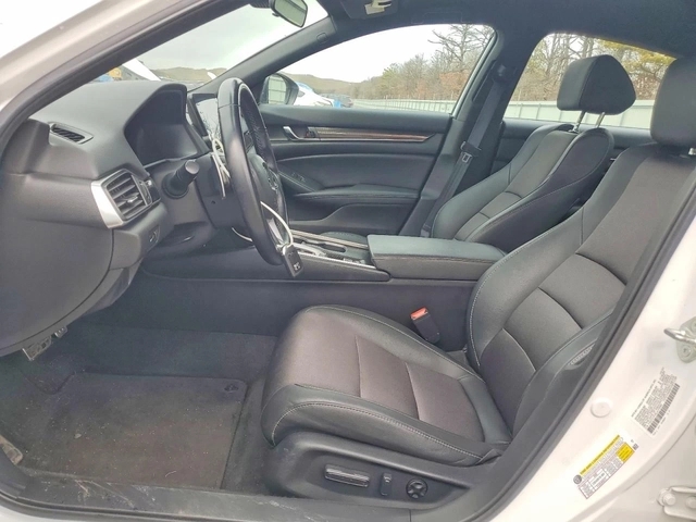Honda Accord 1.5T* КОЖА* СЕРВИЗНА ИСТОРИЯ* ЛИЗИНГ - автомобили, коли, обяви за нови и употребявани 6
