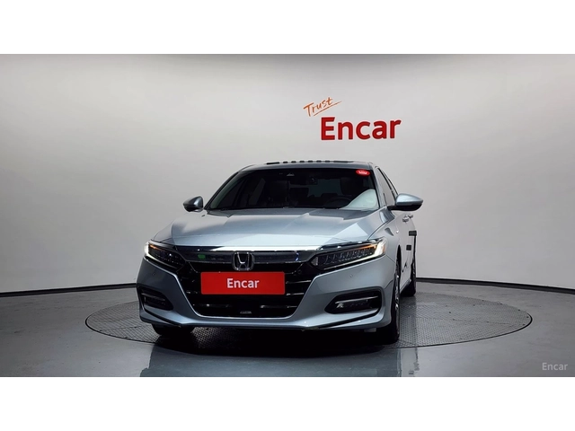 Honda Accord 2.0* HYBRID* TOURING* КОЖА* ПОДГРЕВ* ШИБИДАХ* HEAD - автомобили, коли, обяви за нови и употребявани 2
