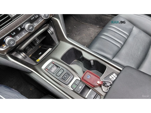 Honda Accord 2.0 Hybrid Touring* КОЖА* НАВИ* ПАНО - автомобили, коли, обяви за нови и употребявани 6