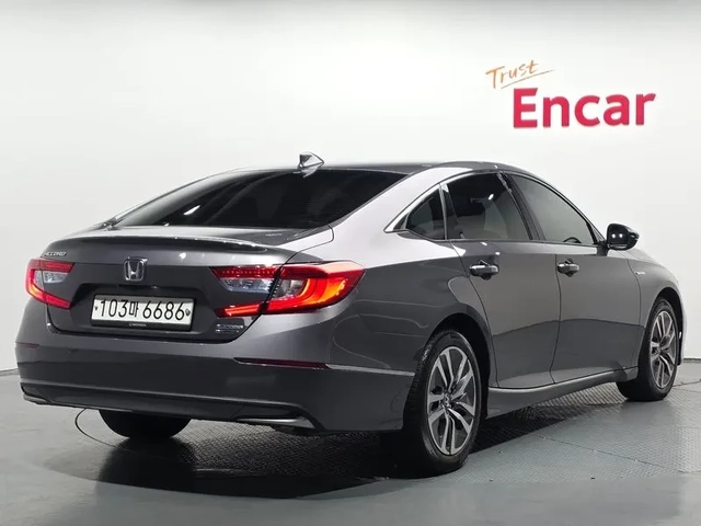 Honda Accord 2.0 Hybrid - САМО 30% АВАНС! - автомобили, коли, обяви за нови и употребявани 1