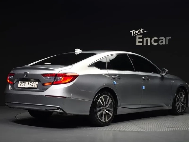 Honda Accord 2.0 Hybrid - САМО 30% АВАНС! - автомобили, коли, обяви за нови и употребявани 1