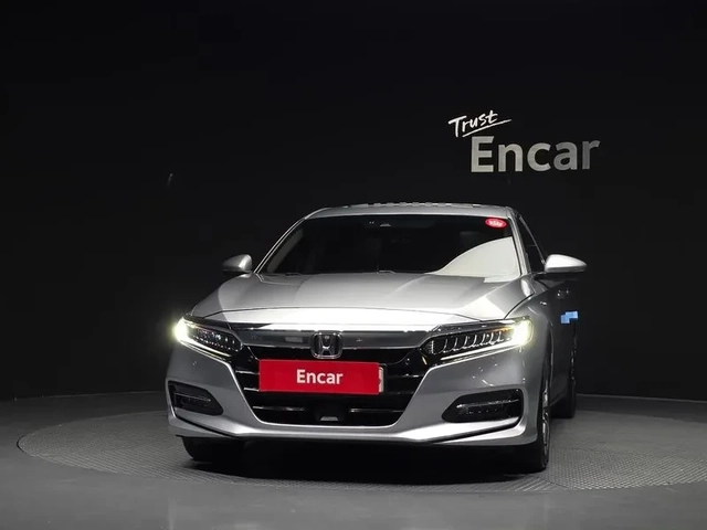 Honda Accord 2.0 Hybrid - САМО 30% АВАНС! - автомобили, коли, обяви за нови и употребявани 2