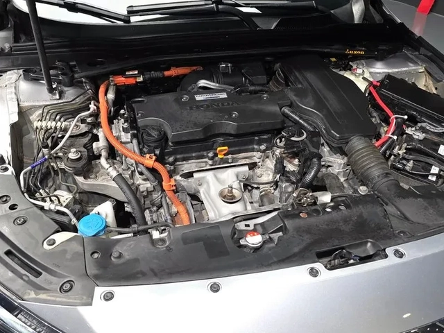 Honda Accord 2.0 Hybrid - САМО 30% АВАНС! - автомобили, коли, обяви за нови и употребявани 5