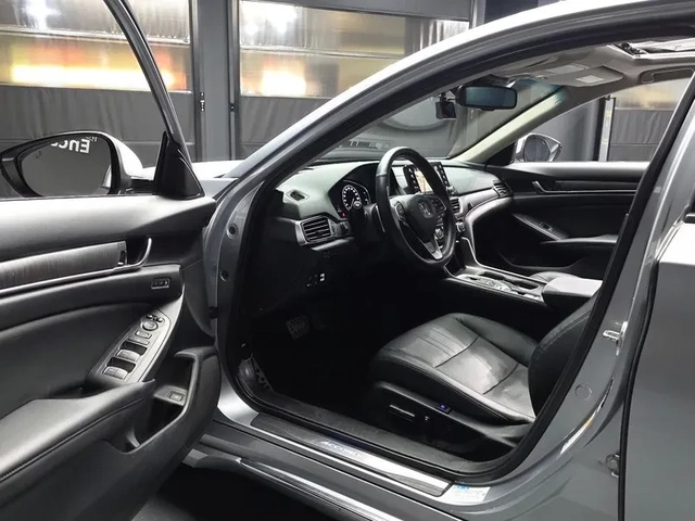 Honda Accord 2.0 Hybrid - САМО 30% АВАНС! - автомобили, коли, обяви за нови и употребявани 9