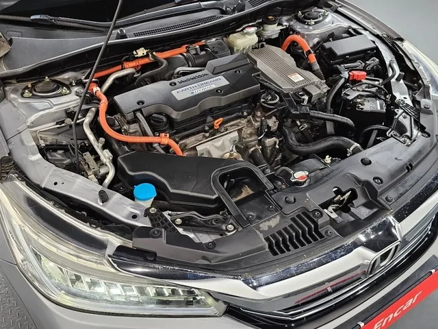 Honda Accord 2.0 Hybrid - САМО 30% АВАНС! - автомобили, коли, обяви за нови и употребявани 5