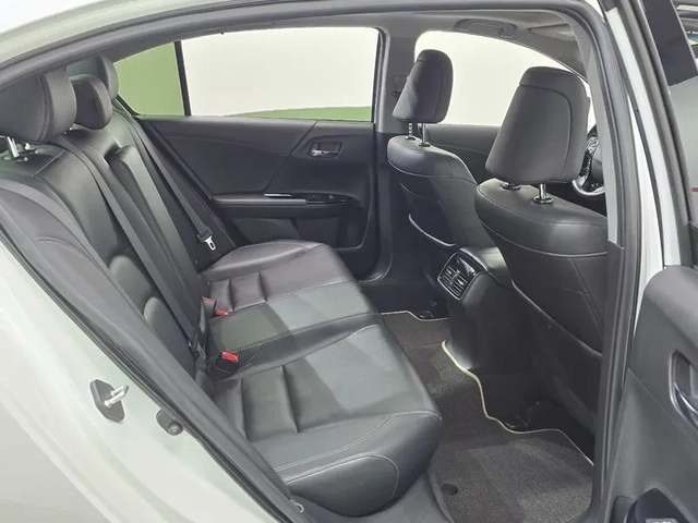 Honda Accord 2.0 Hybrid - САМО 30% АВАНС! - автомобили, коли, обяви за нови и употребявани 10