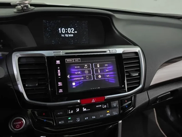 Honda Accord 2.0 Hybrid - САМО 30% АВАНС! - автомобили, коли, обяви за нови и употребявани 11