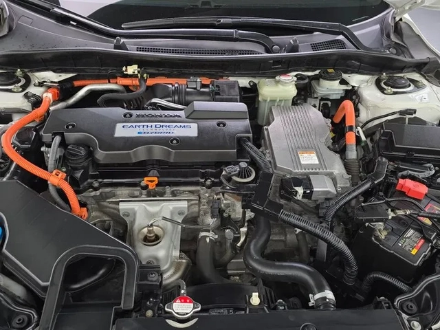 Honda Accord 2.0 Hybrid - САМО 30% АВАНС! - автомобили, коли, обяви за нови и употребявани 5