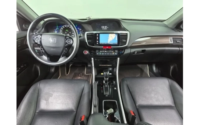 Honda Accord 2.0 Hybrid - САМО 30% АВАНС! - автомобили, коли, обяви за нови и употребявани 6
