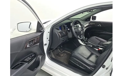Honda Accord 2.0 Hybrid - САМО 30% АВАНС! - автомобили, коли, обяви за нови и употребявани 9