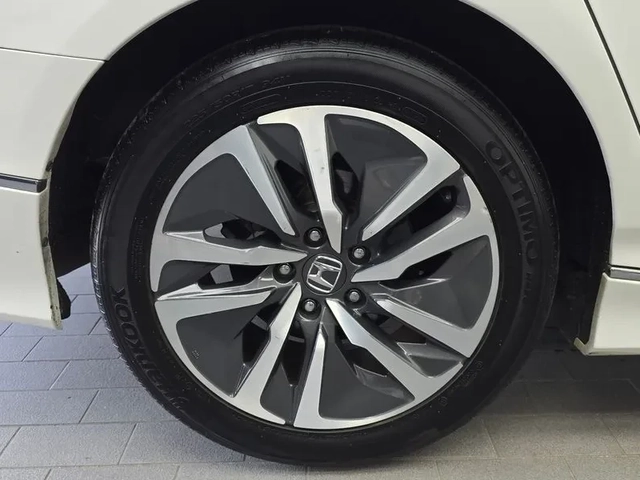 Honda Accord 2.0 Hybrid - САМО 30% АВАНС! - автомобили, коли, обяви за нови и употребявани 4