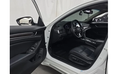 Honda Accord 2.0 Hybrid - САМО 30% АВАНС! - автомобили, коли, обяви за нови и употребявани 9