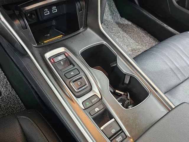 Honda Accord 2.0 Hybrid - САМО 30% АВАНС! - автомобили, коли, обяви за нови и употребявани 8