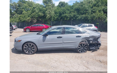 Honda ACCORD HYBRID 2.0L I-4 DI, DOHC, VVT, 146HP Front Wheel Drive - автомобили, коли, обяви за нови и употребявани 13