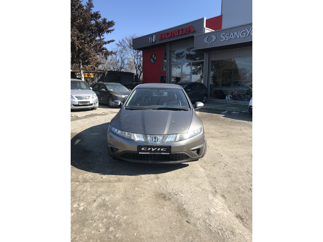 Honda Civic 1,4 Comfort - автомобили, коли, обяви за нови и употребявани 0