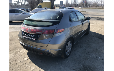 Honda Civic 1,4 Comfort - автомобили, коли, обяви за нови и употребявани 6