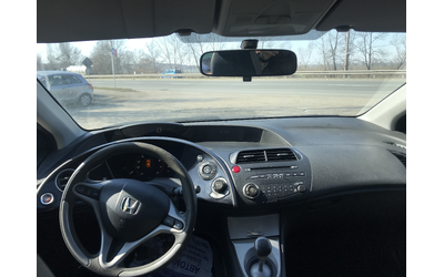 Honda Civic 1,4 Comfort - автомобили, коли, обяви за нови и употребявани 7