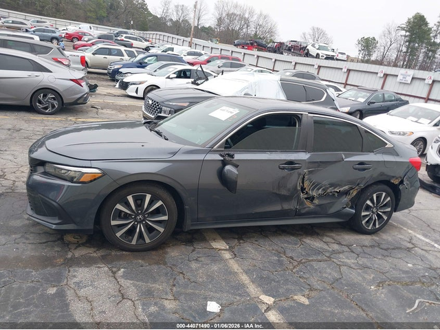 Honda Civic 1.5L I-4 DI, DOHC, VVT, TURBO, 180HP Front Wheel Drive - автомобили, коли, обяви за нови и употребявани 13