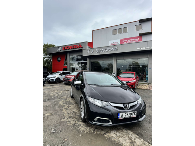 Honda Civic 1,8 i-VTEC - автомобили, коли, обяви за нови и употребявани 1