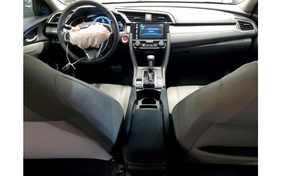 Honda Civic 2.0L 4 Front-wheel Drive - автомобили, коли, обяви за нови и употребявани 8