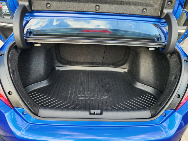 Honda Civic 1.5T-182К.С EURO 6b-АВТОМАТИК-НАВИГАЦИЯ-ШВЕЙЦАРИЯ - автомобили, коли, обяви за нови и употребявани 16