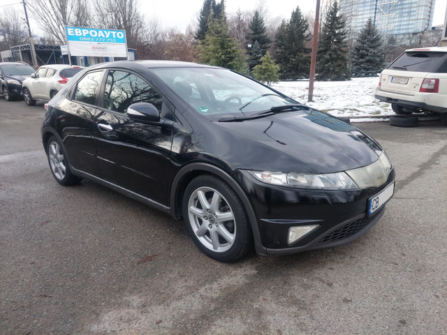 Honda Civic 1, 8i 140ps ГАЗ AUTOMATIC - автомобили, коли, обяви за нови и употребявани 2